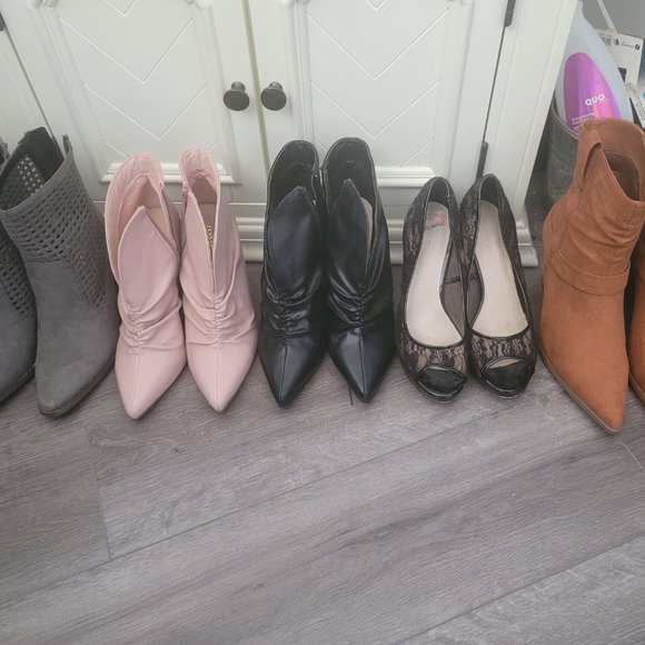 Blush booties - Picture 3 of 4